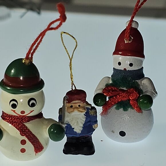3 Mini Wooden Christmas Tree Ornaments Snowman And Elf Hiliday Home Decor - Picture 1 of 4